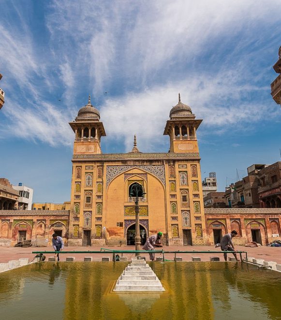 Masjid Wazir Khan